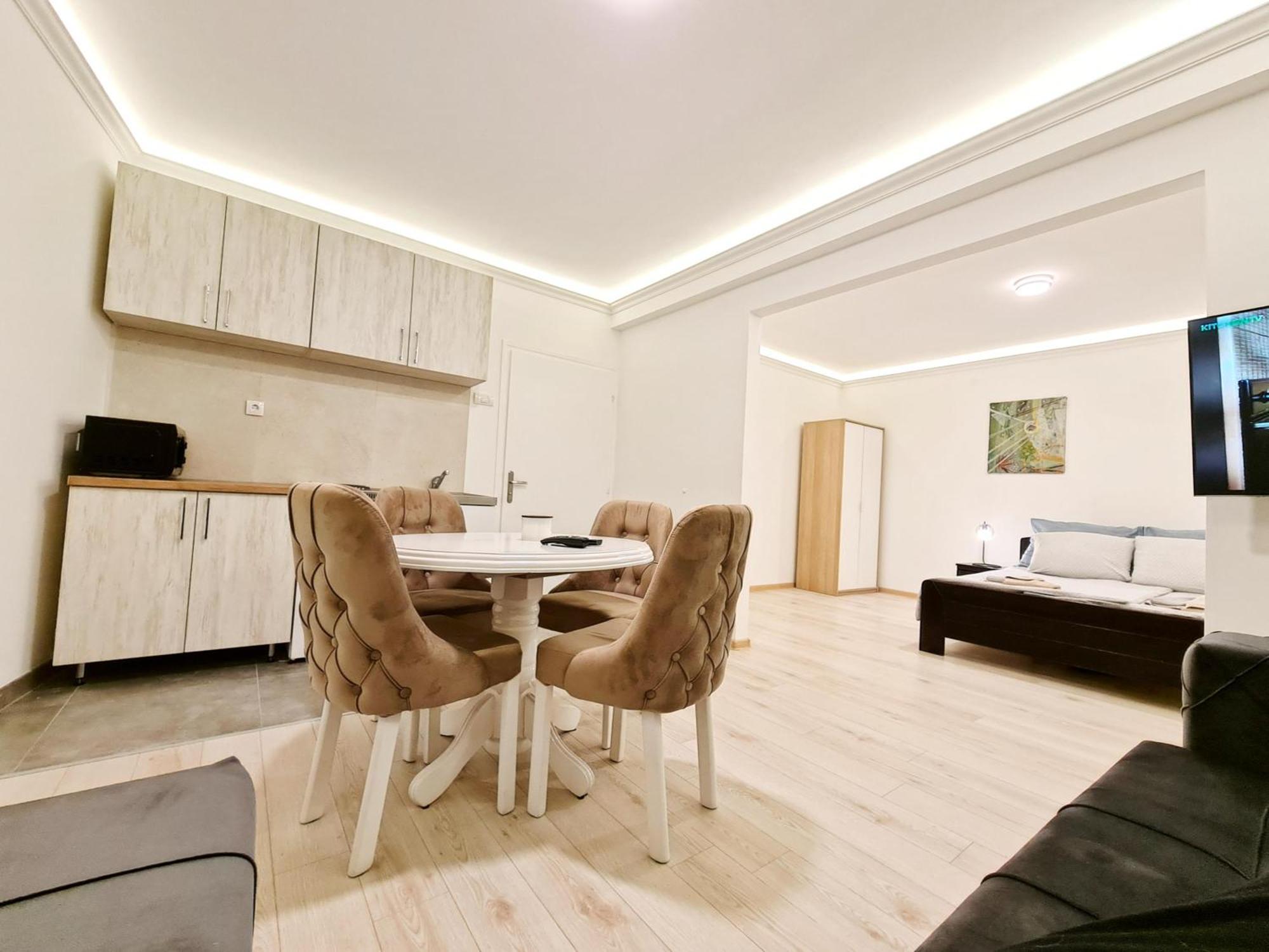 Modern Central Apartments Renovated ベオグラード エクステリア 写真