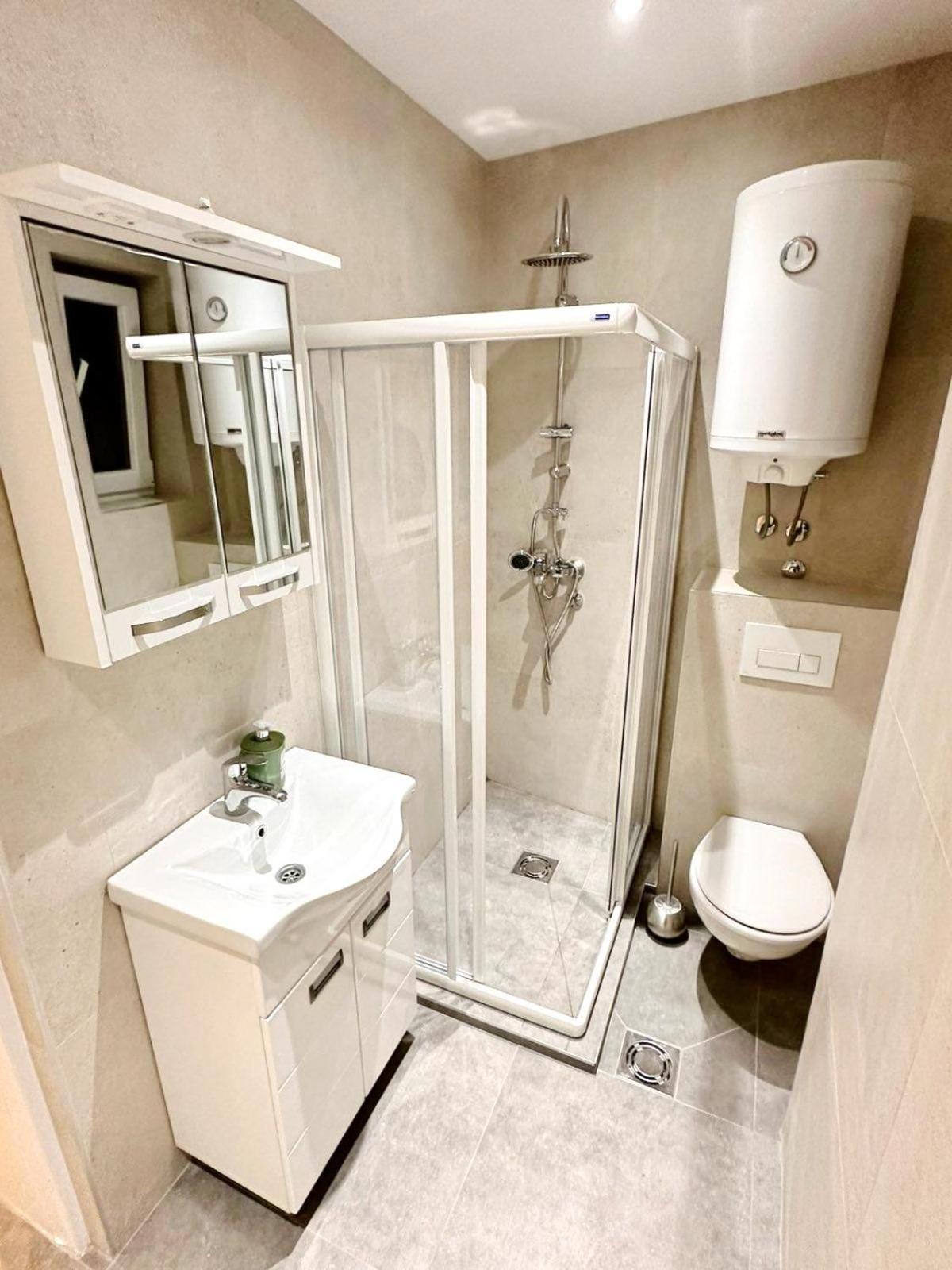 Modern Central Apartments Renovated ベオグラード エクステリア 写真