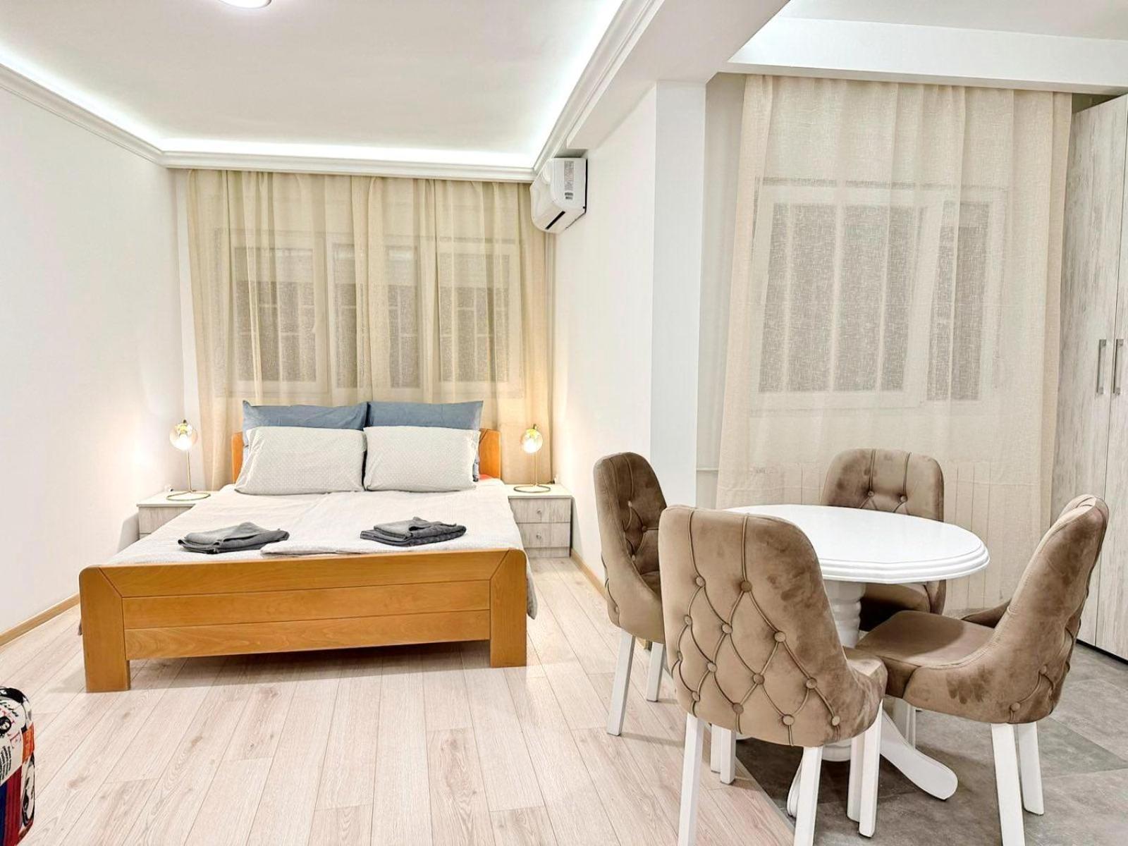 Modern Central Apartments Renovated ベオグラード エクステリア 写真